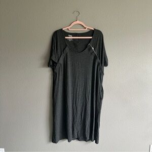 NWOT Frida Gray Labor and Delivery/ Nursing Dress OS